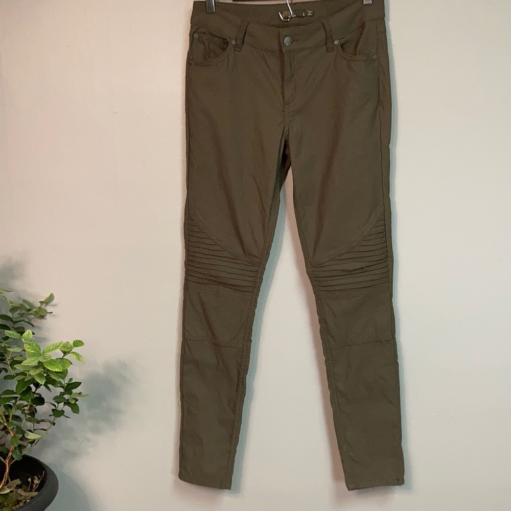PRANA Nylon blend moto style skinny taupe army green
